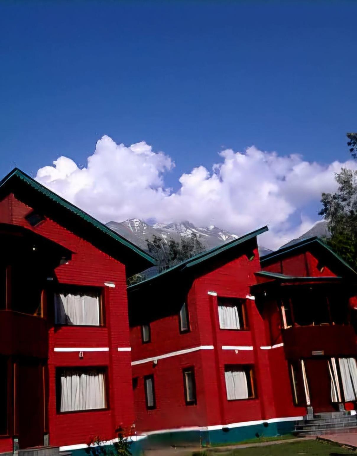 The Pinus Resort Pahalgām Exterior foto